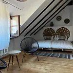 Vivienda Stare Apartman *